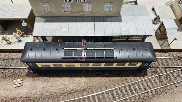 GER: Sound-Diesel-Schienenbus Rh 553 SCM VI Wechselstromversion, inkl. PIKO Sound-Decoder