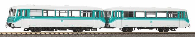 Sound-Dieseltriebwagen BR 772 + Steuerwagen DR VI Wechselstromversion, inkl. PIKO Sound-Decoder