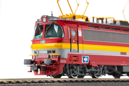 GER: E-Lok/Sound Rh 240 CD Cargo VI + PluX22 Dec. 