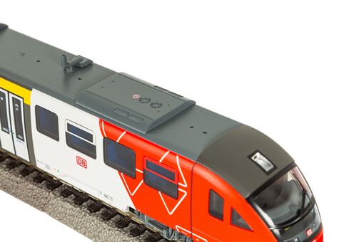 GER: ~Dieseltriebwg./Sound Desiro Saarlandbahn DB AG VI + 8pol. Dec.
