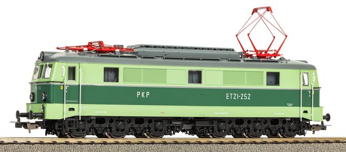 GER: E-Lok/Sound ET PKP III + PluX22 Dec.