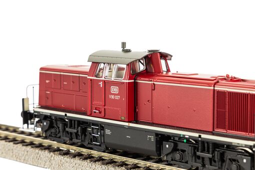 GER: Diesellok/Sound BR V 90 DB III + PluX22 Dec.