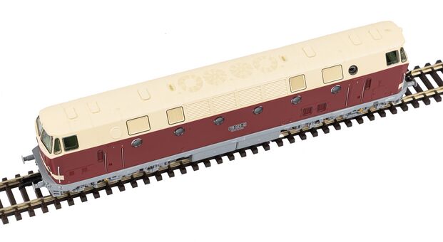 TT Diesellok BR 119 DR IV, Spitzenlicht oben