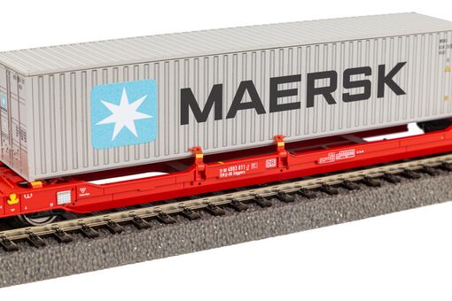 T3000e Intermodal w/1 40' Maersk cont + 1 PNO trlr DB VI