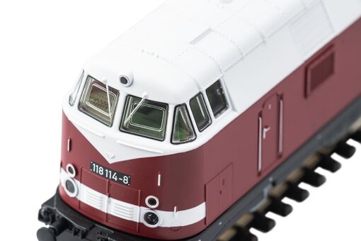 GER: TT-Diesellok BR 118 Sparlack DR IV + DSS PluX16
