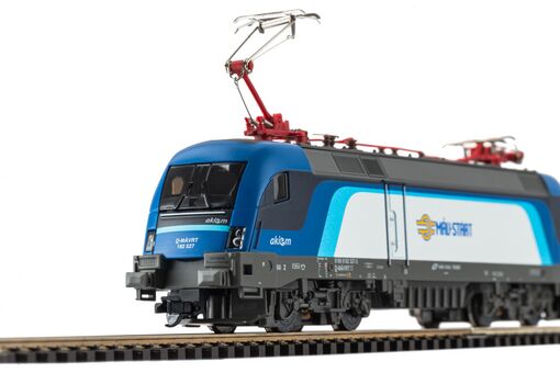 GER: TT-E-Lok Taurus MAV-Cargo VI + DSS 8pol.