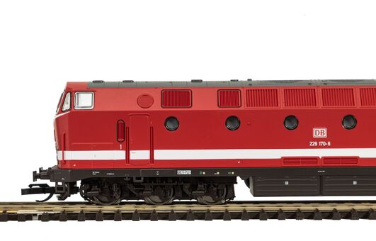 GER: TT Diesellok BR 229 mit Latz DB AG V