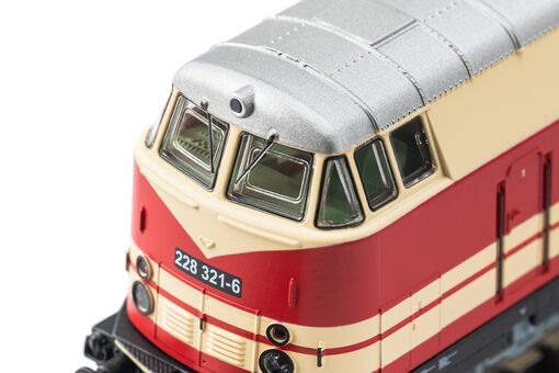 GER: TT-Diesellok BR 228 Cargo Logistik VI + DSS PluX16