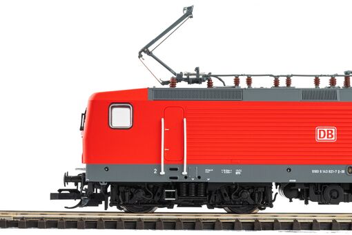 GER: TT-E-Lok BR 143 DB AG VI + DSS Next18