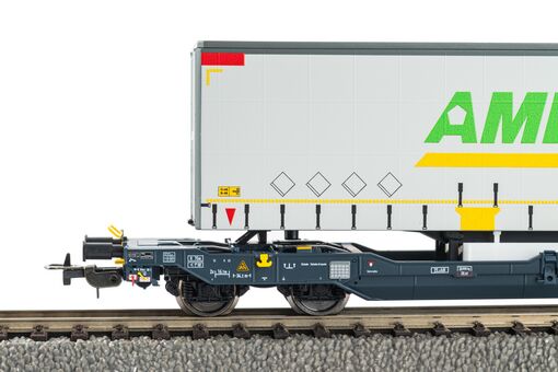 Taschenwagen T3000e Cemat mit 2 "Ambrogio" Trailern