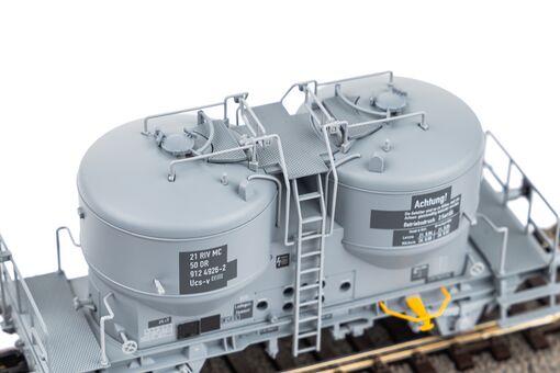 Ucs Silo car w/patches DR IV